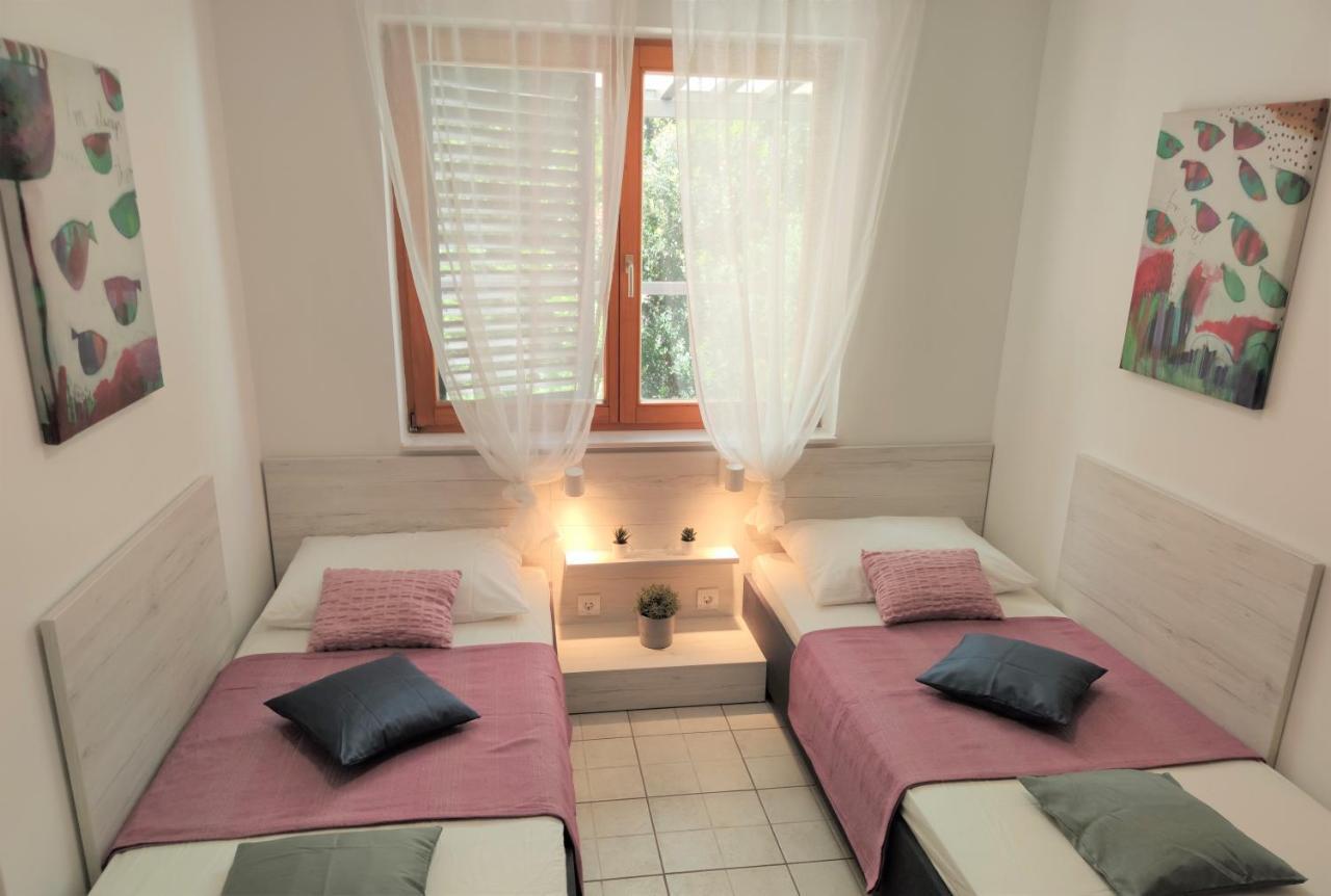 Apartments Riba فيس الغرفة الصورة